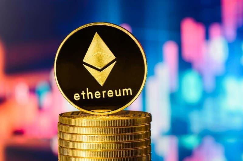 Ethereum İçin Kritik Analiz: ETH Patlamaya Hazırlanıyor, Ancak Hangi Yönde? Analist Açıkladı!