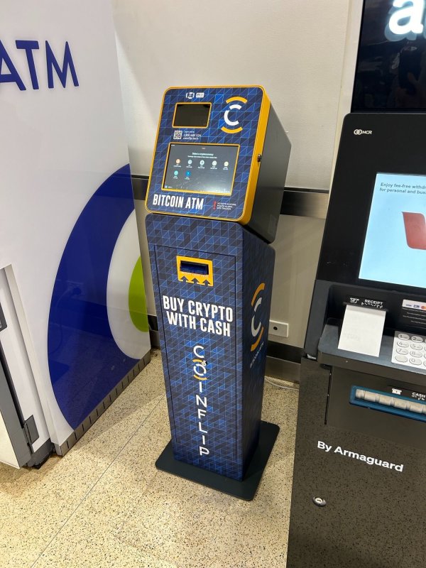77 yaşındaki kadın 282 bin dolar kaptırdı