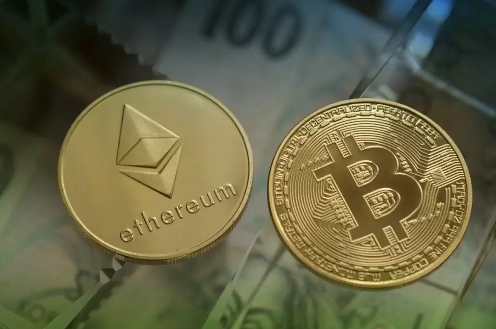 Bitcoin ve Ethereum Toparlanabilecek Mi? Analist “Evet” Dedi, 2025 Yıl Sonu BTC ve ETH İçin Fiyat Tahminini Paylaştı!