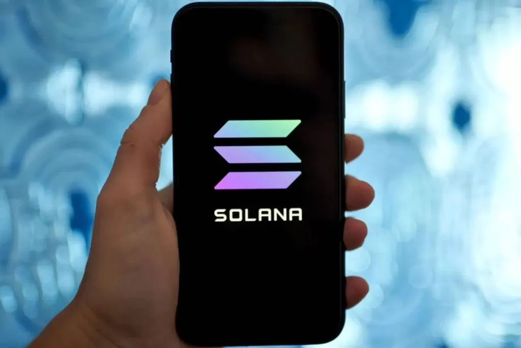 Solana Spot ETF’lerinde Beklenmeyen Gelişmeler Oluyor! SEC’den Muhtemel Onay İçin Tarihler Netleşmeye Başladı