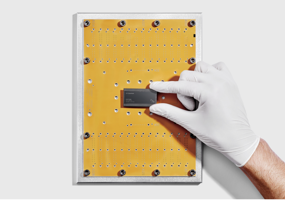 IBM kuantum yarışını hızlandırırken uzmanlar Bitcoin sahiplerini uyarıyor