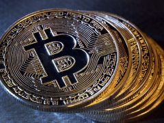 Bitcoin, Piyasa Düşüşüne Rağmen Güçleniyor