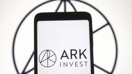 Ark Invest, Piyasa Düşerken 13.4 Milyon Dolarlık Coinbase Hissesi Aldı!