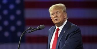 ABD Başkanı Donald Trump’ın Özel Kripto Para Akşam Yemeğine Katılanların İsimleri Sızdırıldı: Bu Altcoin Kurucuları Var!