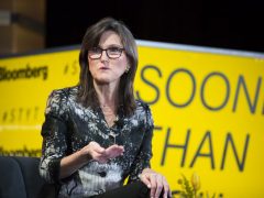 Cathie Wood: Kripto Cüzdan Kullanımı Artsa da ETF’ler Cazibesini Yitirmeyecek