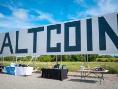 Tecrübeli Analist Altcoin Sezonunun Başlaması İçin Gerekli Şartı Açıkladı! XRP, Solana (SOL) ve Cardano (ADA) Fiyat Tahminlerini Paylaştı!