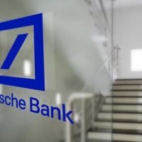 Deutsche Bank, Bitcoin Çöküşünün Nedenlerini Açıkladı: Fed, Balinalar ve Kongre Etkisi