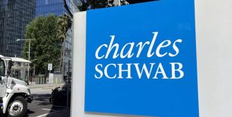Dev Finans Şirketi Charles Schwab’ın CEO’su, Bitcoin ve Ethereum Açıklaması Yaptı!