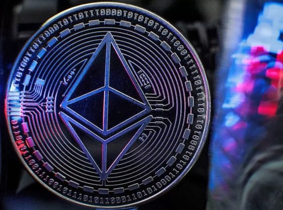 Ethereum’un Eski Ana Geliştiricisi, ETH Fiyatı Hakkındaki Tahminini Açıkladı! Mega Boğa Mı, Yoksa Ayı Mı?