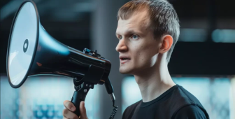 Etheruem (ETH) Kurucusu Vitalik Buterin, BlackRock Üzerinden Yatırımcıları Uyardı! “İki Kritik Risk Var!”