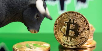 SON DAKİKA: Bitcoin’de Tüm Zamanların En Yüksek Fiyat Rekoru Kırıldı! Coşku Havası Hakim!