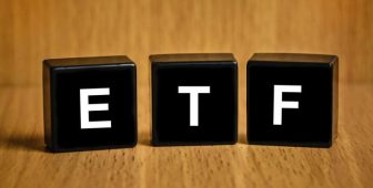 XRP ve Diğer Kripto ETF’lerinde Yaz Aylarında Gecikme Bekleniyor